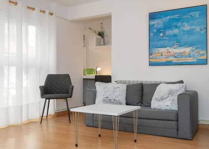 Centrico En Апартаменты Жирона